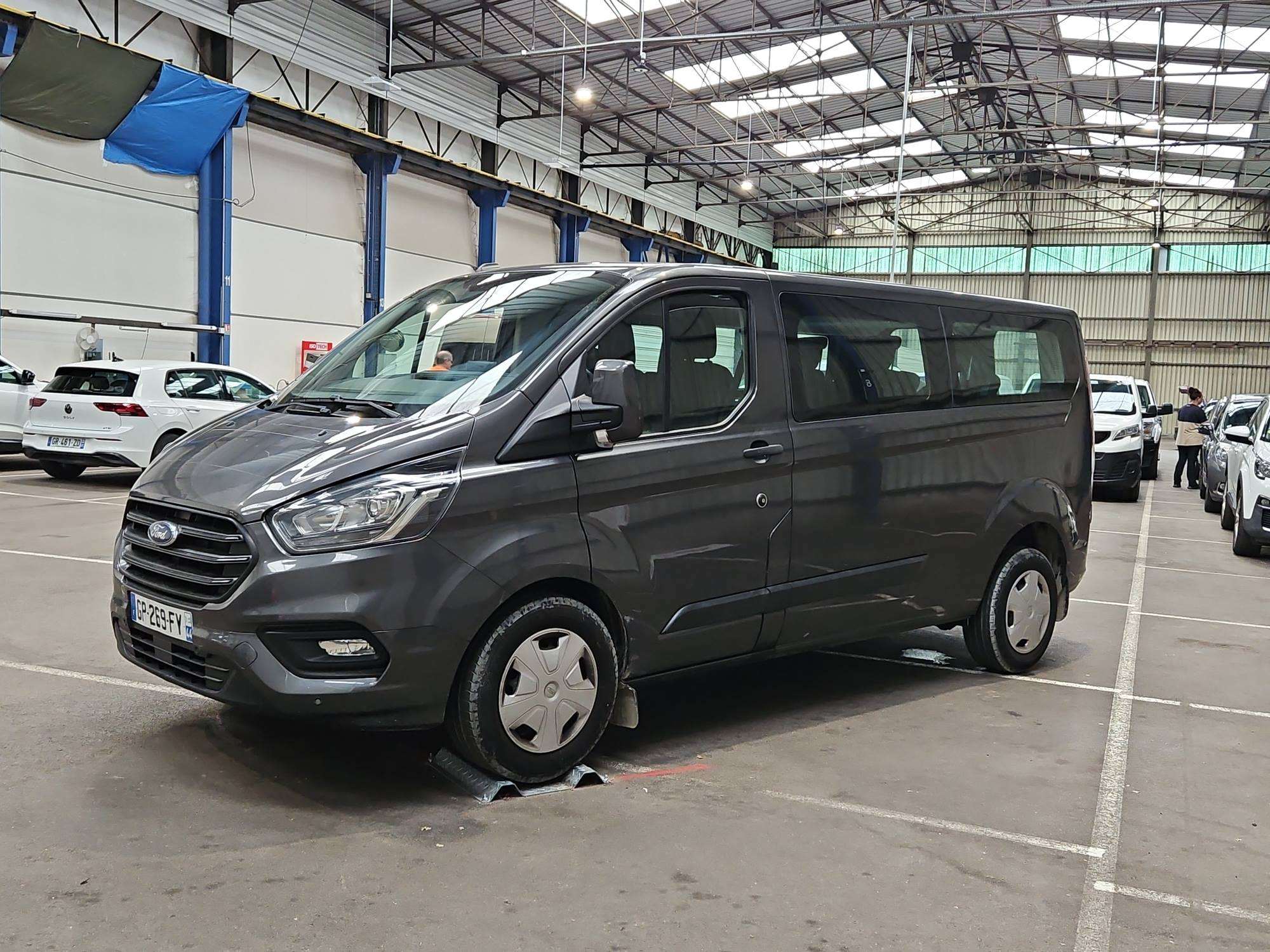 FORD TRANSIT Custom KOMBI 320 L2H1 2.0 EcoBlue 130 Trend Business 2023