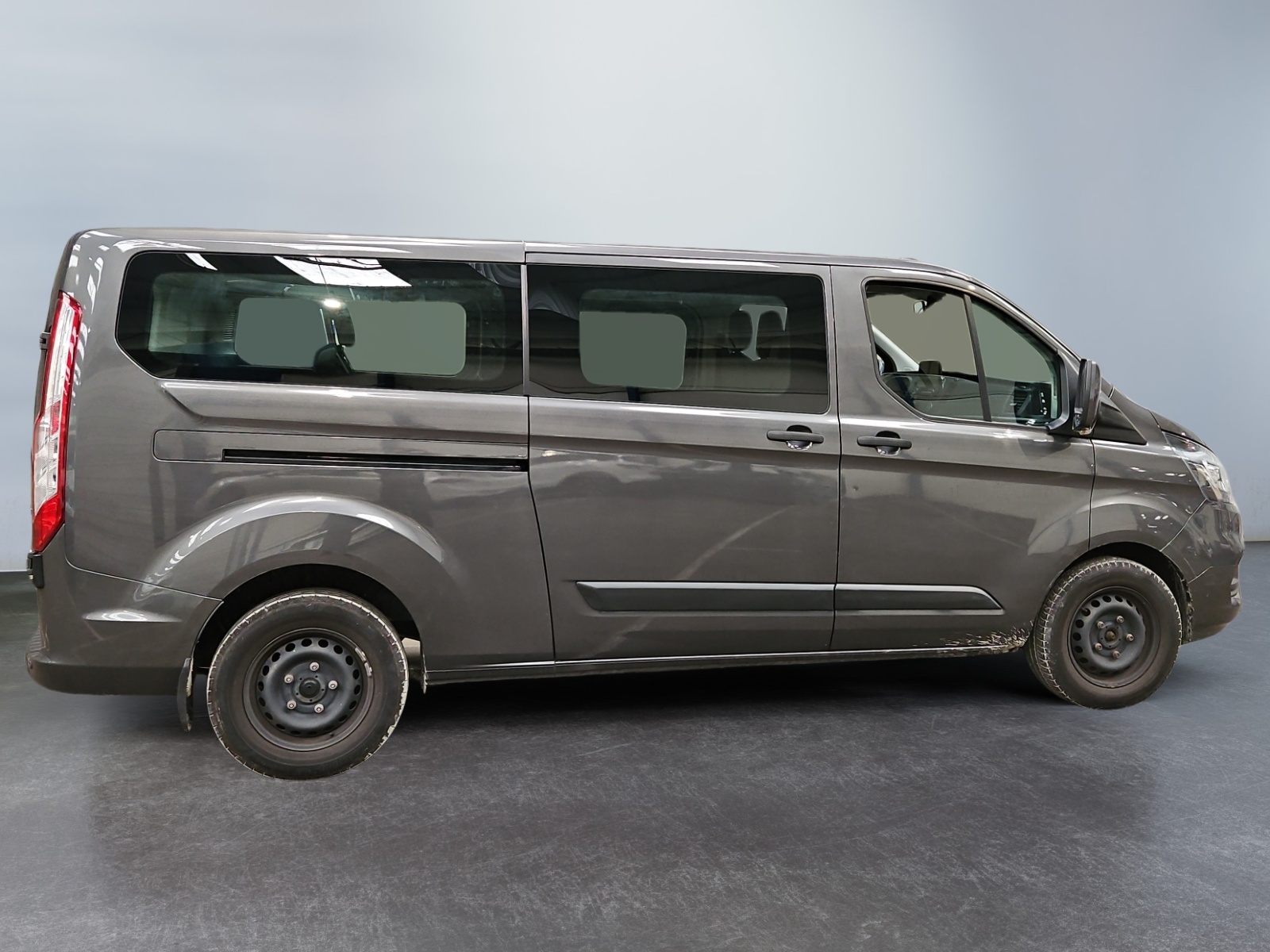 FORD TRANSIT Custom KOMBI 320 L2H1 2.0 EcoBlue 130 Trend Business 2023