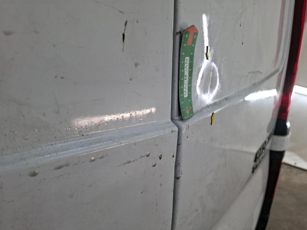 RENAULT TRAFIC FOURGON FGN L2H1 1200 KG DCI 95 E6 CONFORT 2016