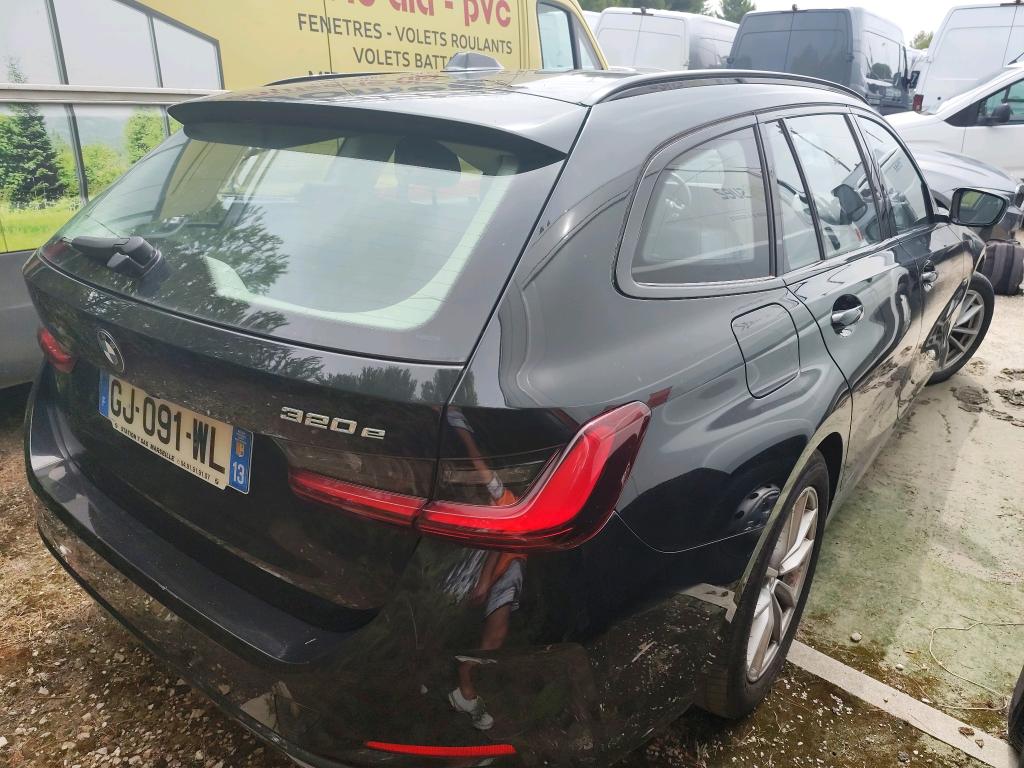 BMW SERIE 3 TOURING G21 LCI 320e 204 ch BVA8 Business Design 2022