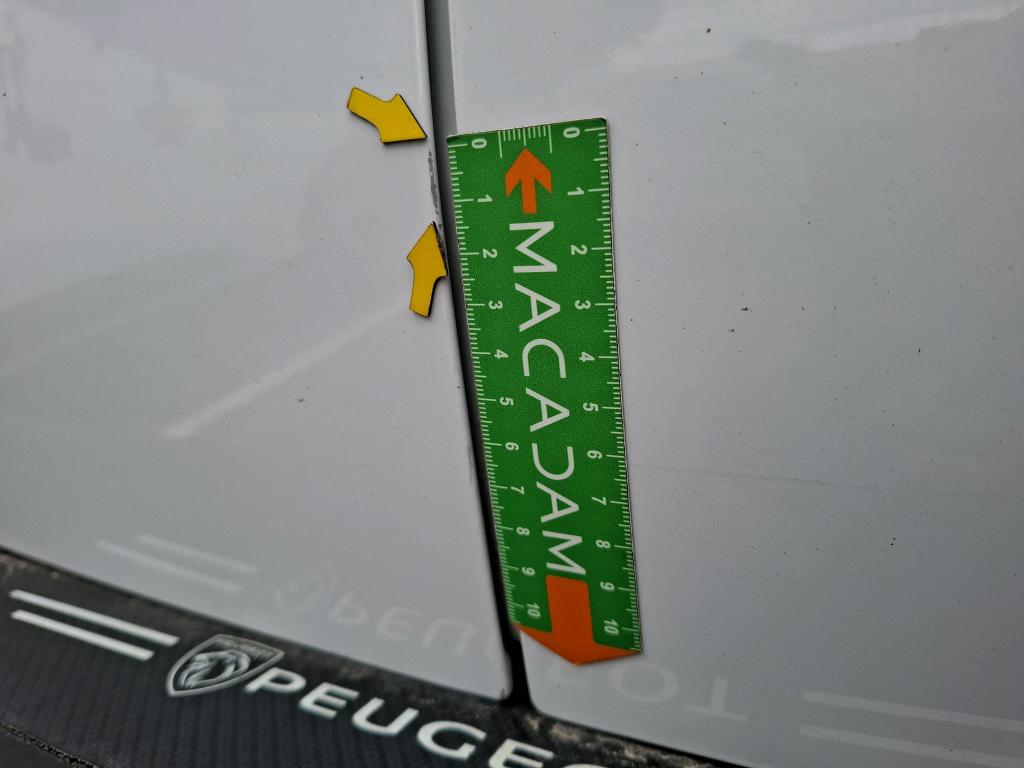 PEUGEOT EXPERT FOURGON FGN TOLE STANDARD BLUEHDI 180 S&S EAT8 ASPHALT 2023