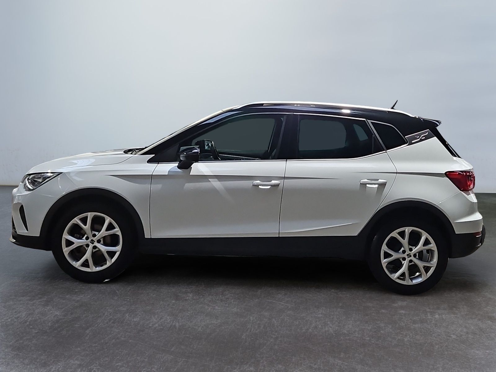 SEAT ARONA 1.0 TSI 95 ch Start/Stop BVM5 Xpérience Pack FR 2024