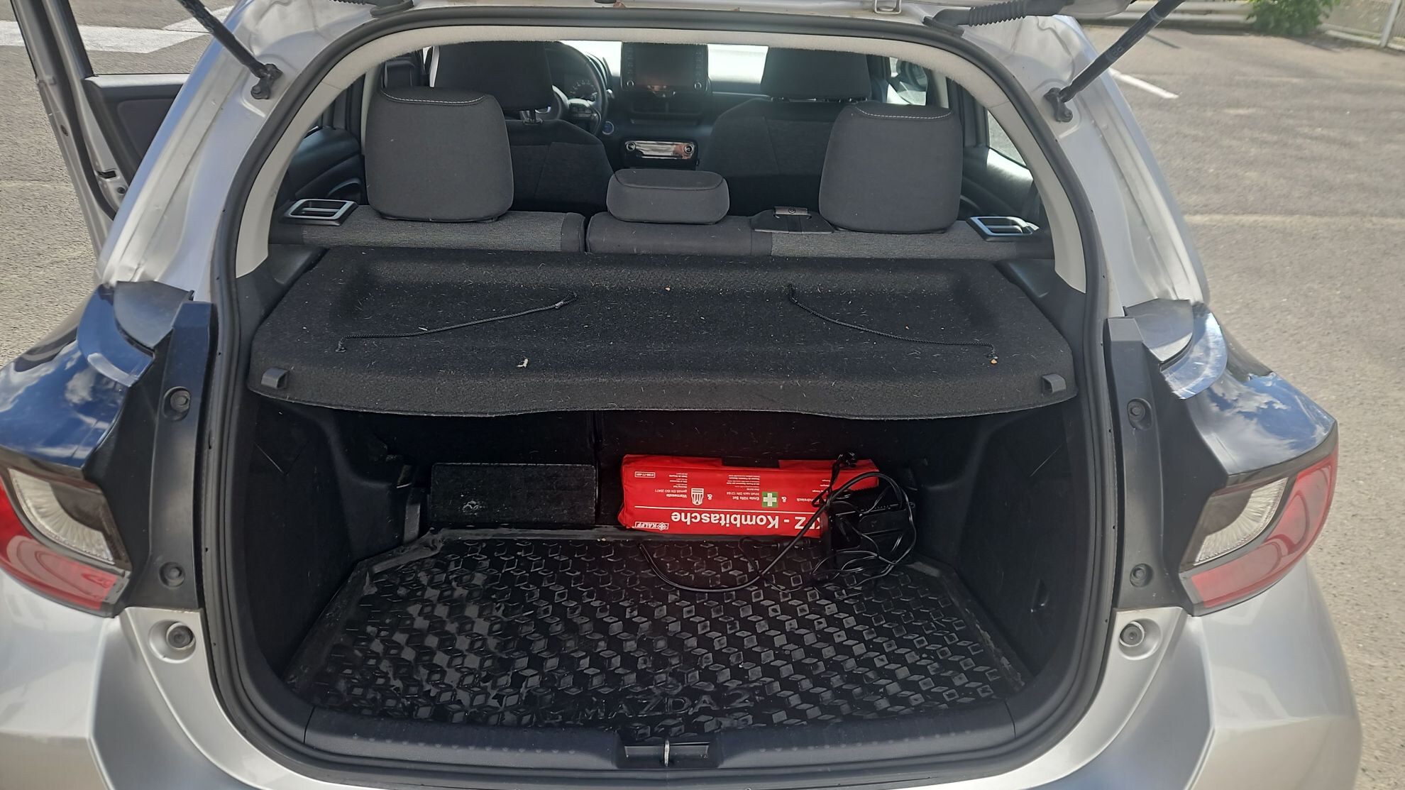 MAZDA MAZDA2 HYBRID 1.5L CVT 116 ch Agile 2024