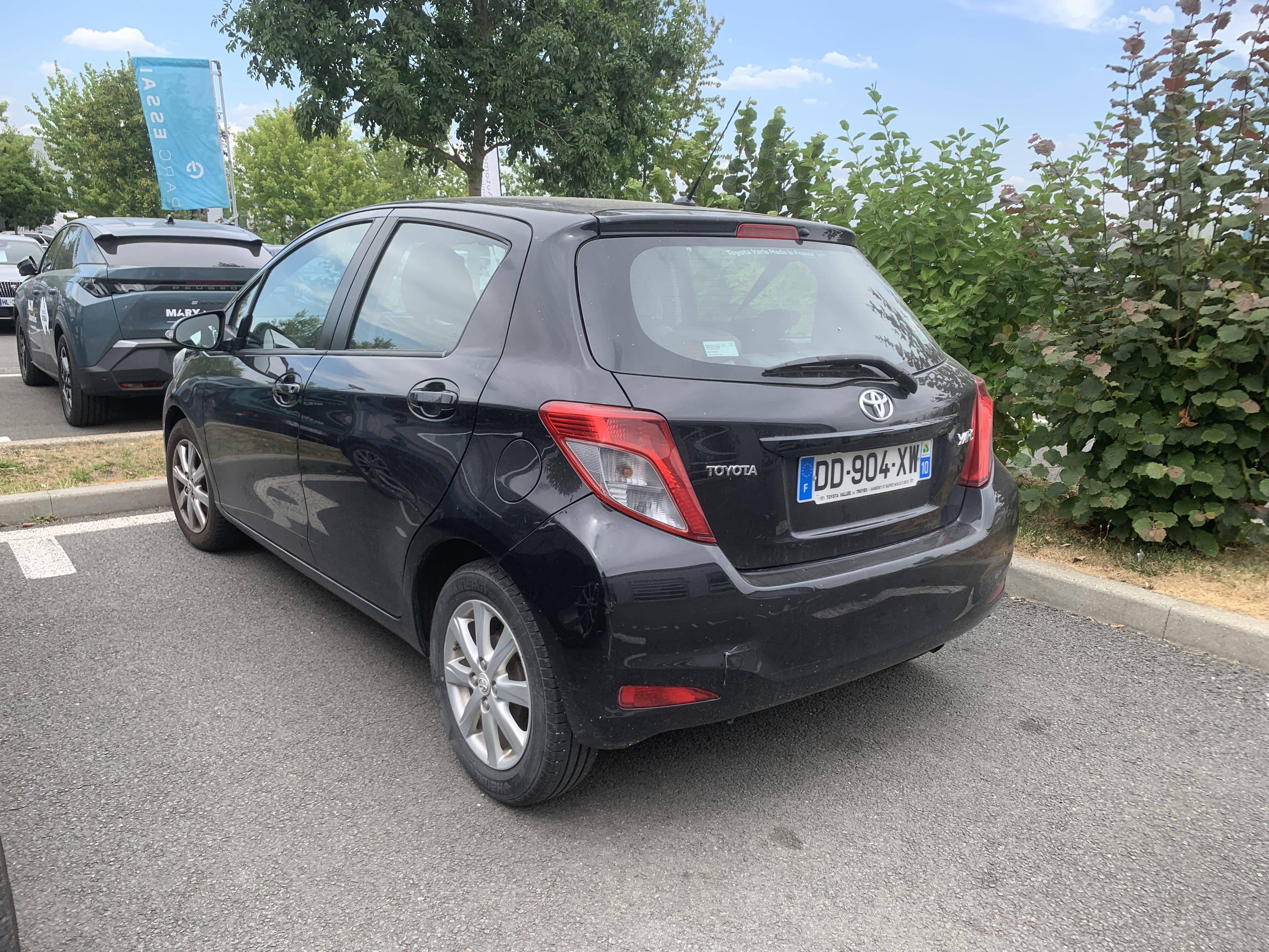 TOYOTA Yaris 69 VVT-i Active Active 2014