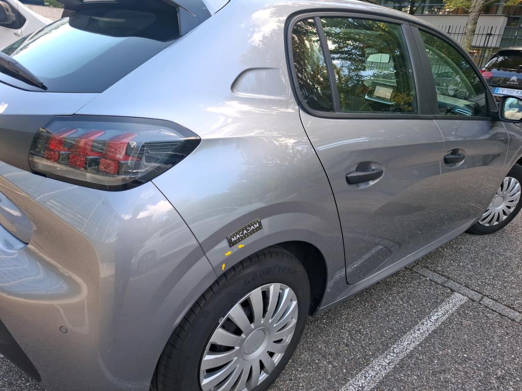 PEUGEOT 208 AFFAIRE BLUEHDI 100 S&S BVM6 PREMIUM PACK 2022