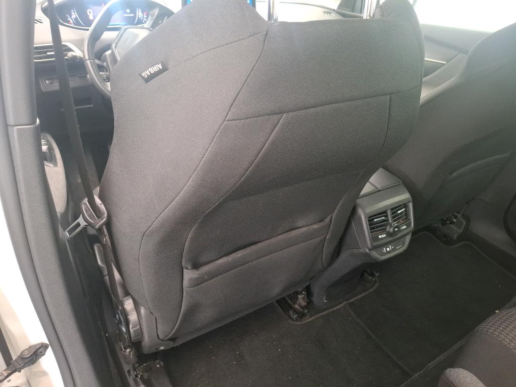 PEUGEOT 5008 BlueHDi 130ch S&S BVM6 Active Pack 2022