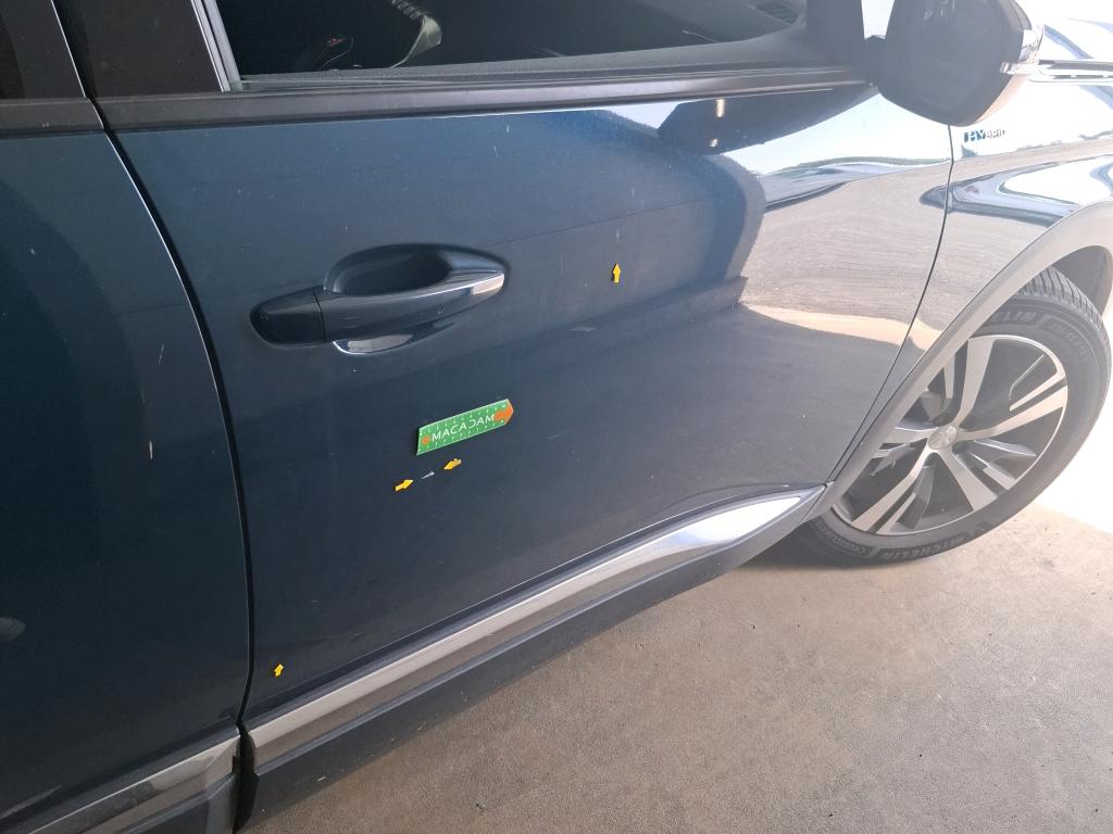 PEUGEOT 3008 Hybrid 225 e-EAT8 Allure Pack 2023