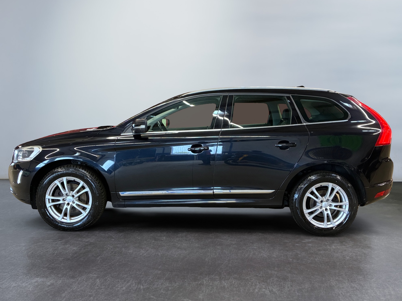 VOLVO XC60 D4 181 ch S&S Summum 2015