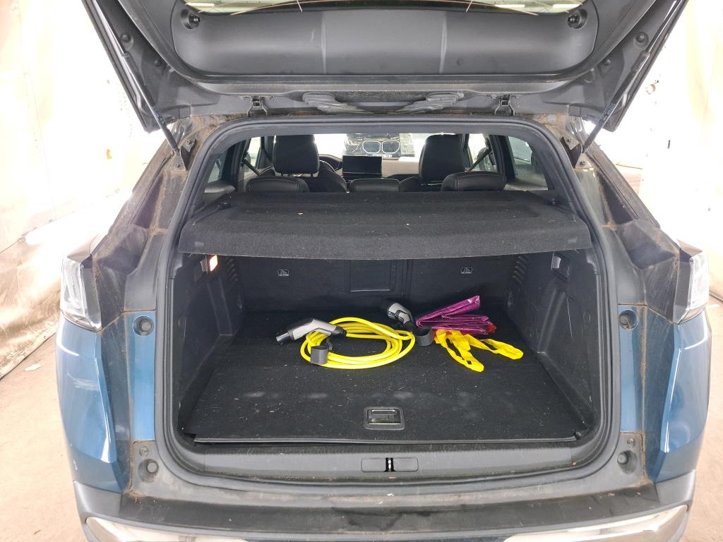 PEUGEOT 3008 Hybrid 225 e-EAT8 GT 2021