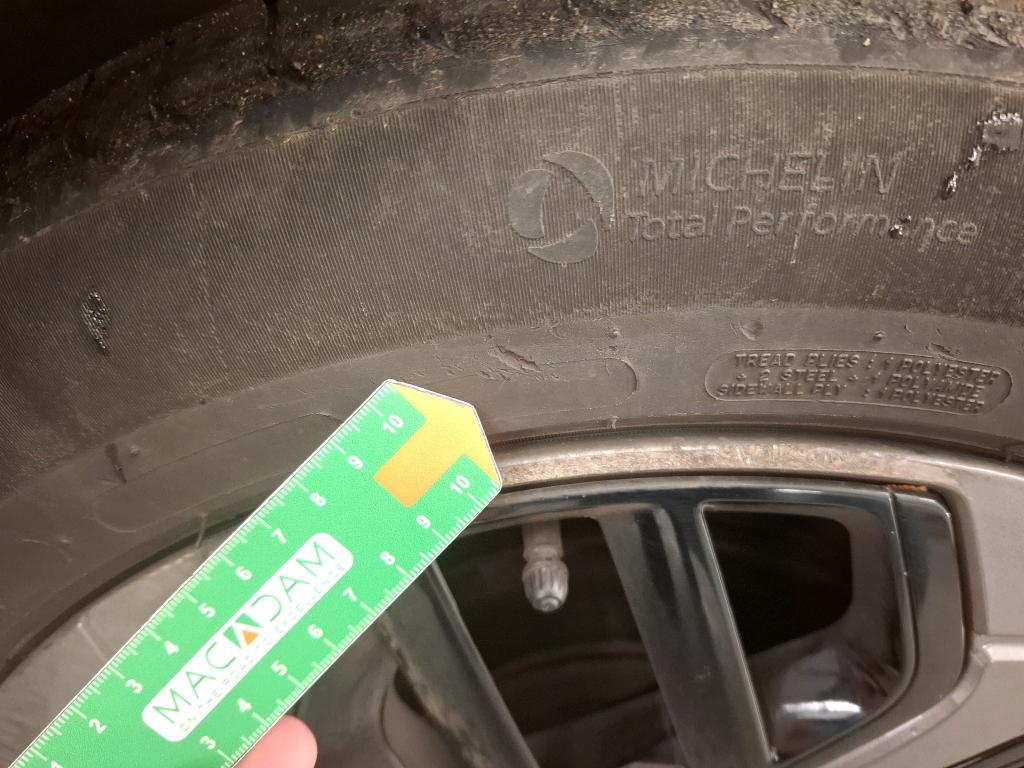 CITROEN C4 X PureTech 130 S&S EAT8 Plus 2023