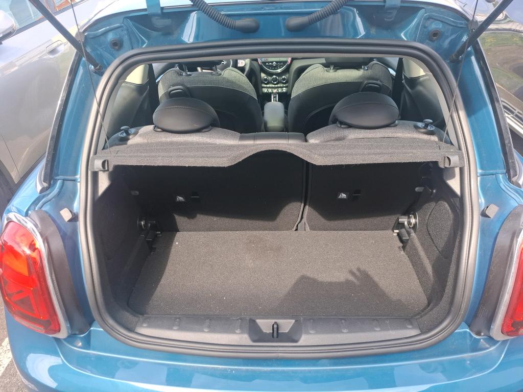 MINI HATCH 3 Portes Cooper 136 ch BVA7 Edition Camden 2023