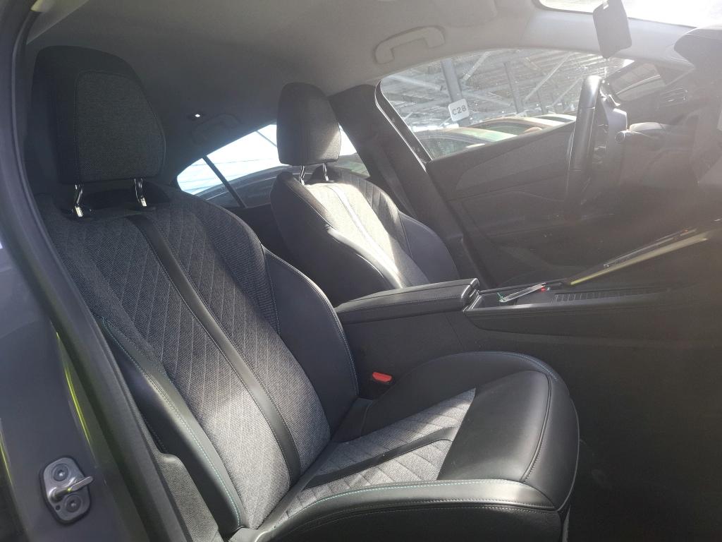 PEUGEOT 408 Hybrid 136 e-DCS6 Allure 2024
