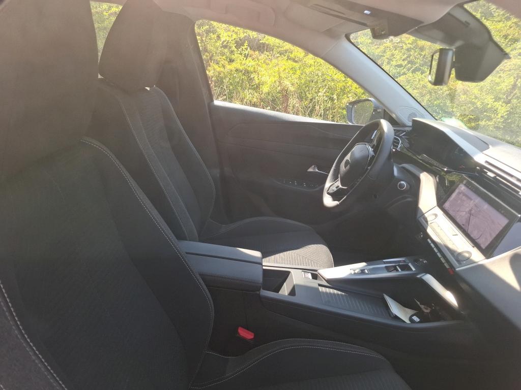 PEUGEOT 308 PHEV 180 e-EAT8 Active Pack 2023