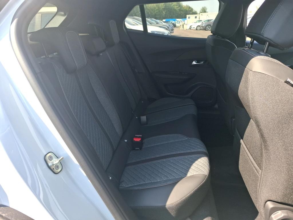 PEUGEOT 2008 Hybrid 145 ch e-DCS6 Allure 2025