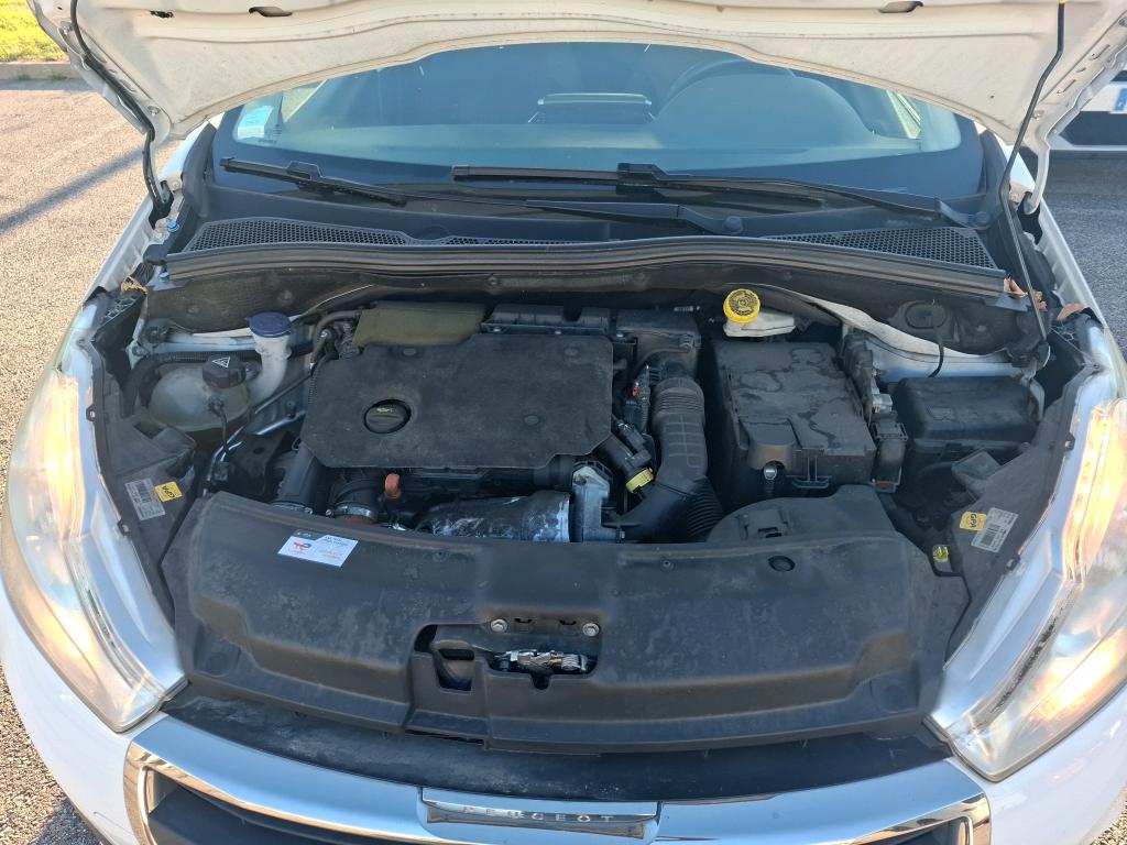 PEUGEOT 208 AFFAIRE BLUEHDI 100 S&S BVM5 PREMIUM PACK 2020