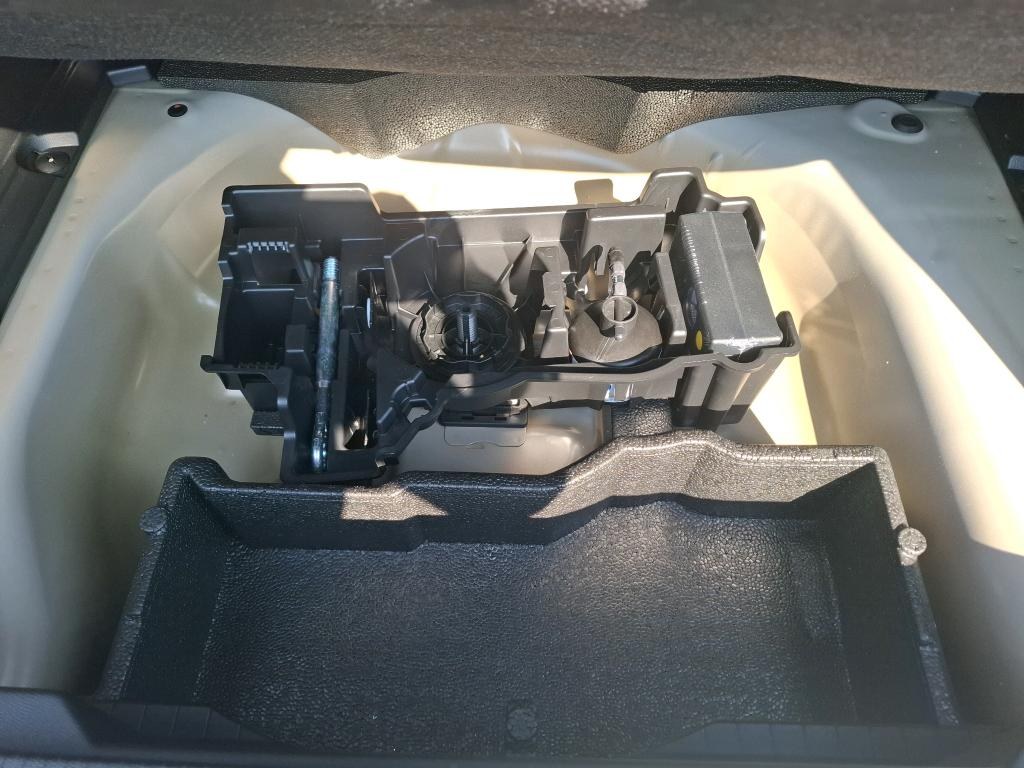 PEUGEOT 2008 Hybrid 145 ch e-DCS6 Allure 2025