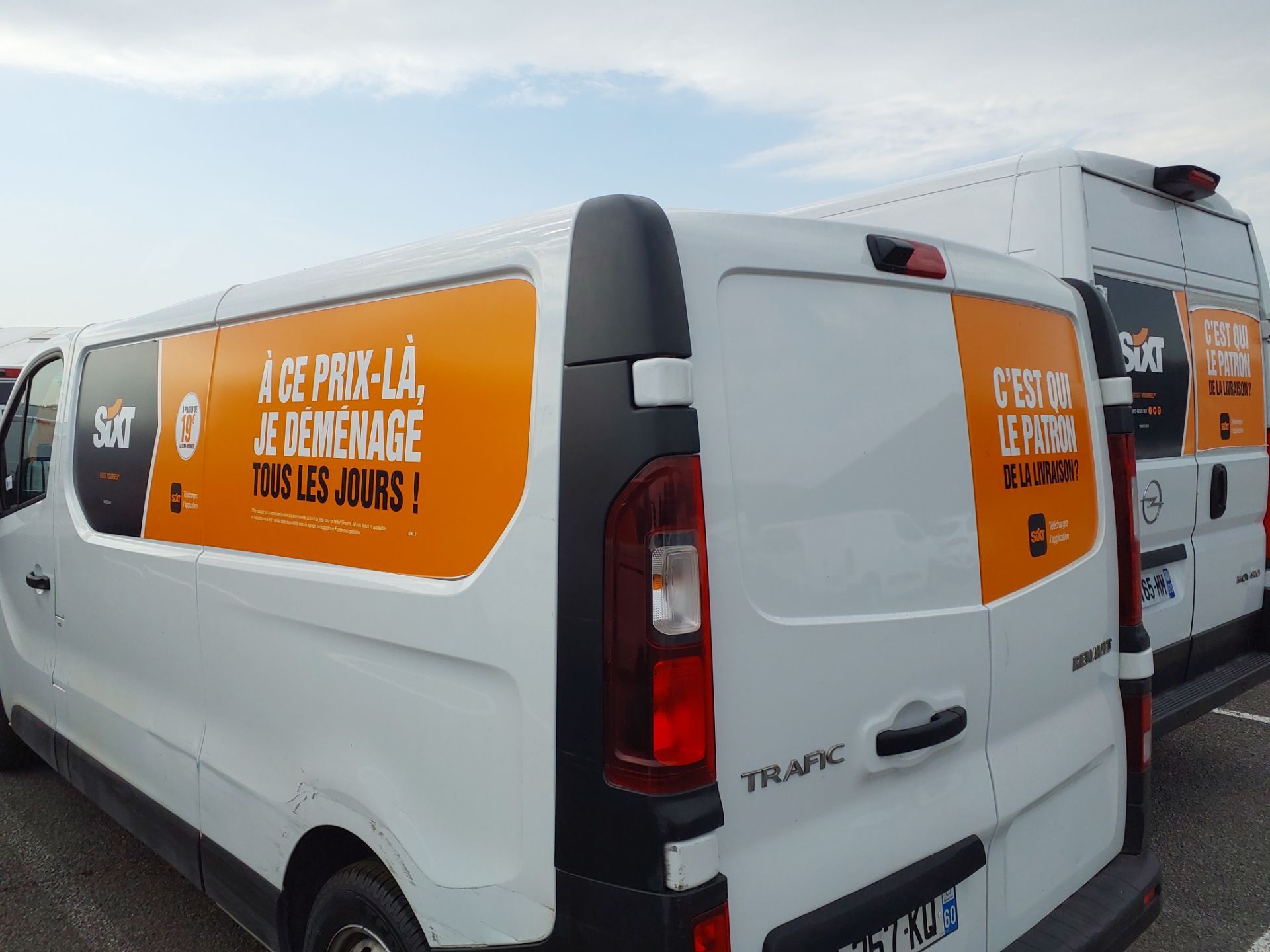 RENAULT TRAFIC FOURGON L2H1 3000 KG BLUE DCI 130 GRAND CONFORT 2023