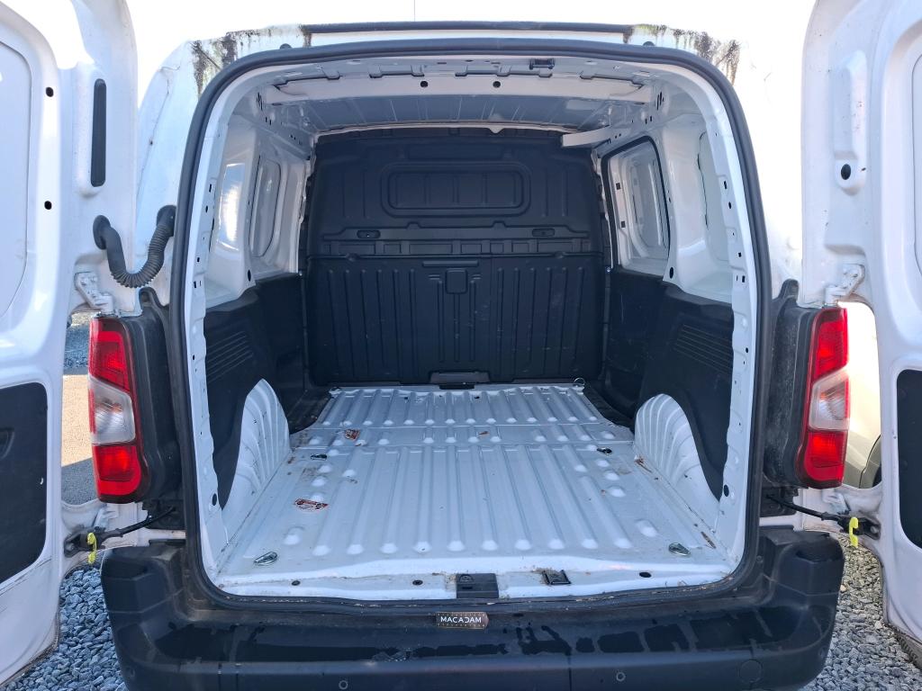 OPEL COMBO CARGO 1.5 100 CH S/S L1H1 BVM6 STANDARD PACK CLIM 2022