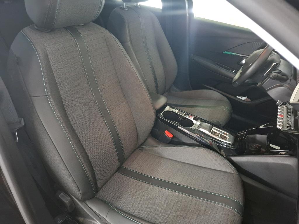 PEUGEOT 208) 208 PureTech 100 S&S EAT8 Allure Pack 2023