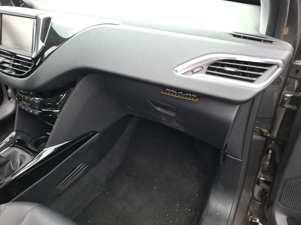 PEUGEOT 2008 1.2 PureTech 110ch S&S BVM5 Allure 2017