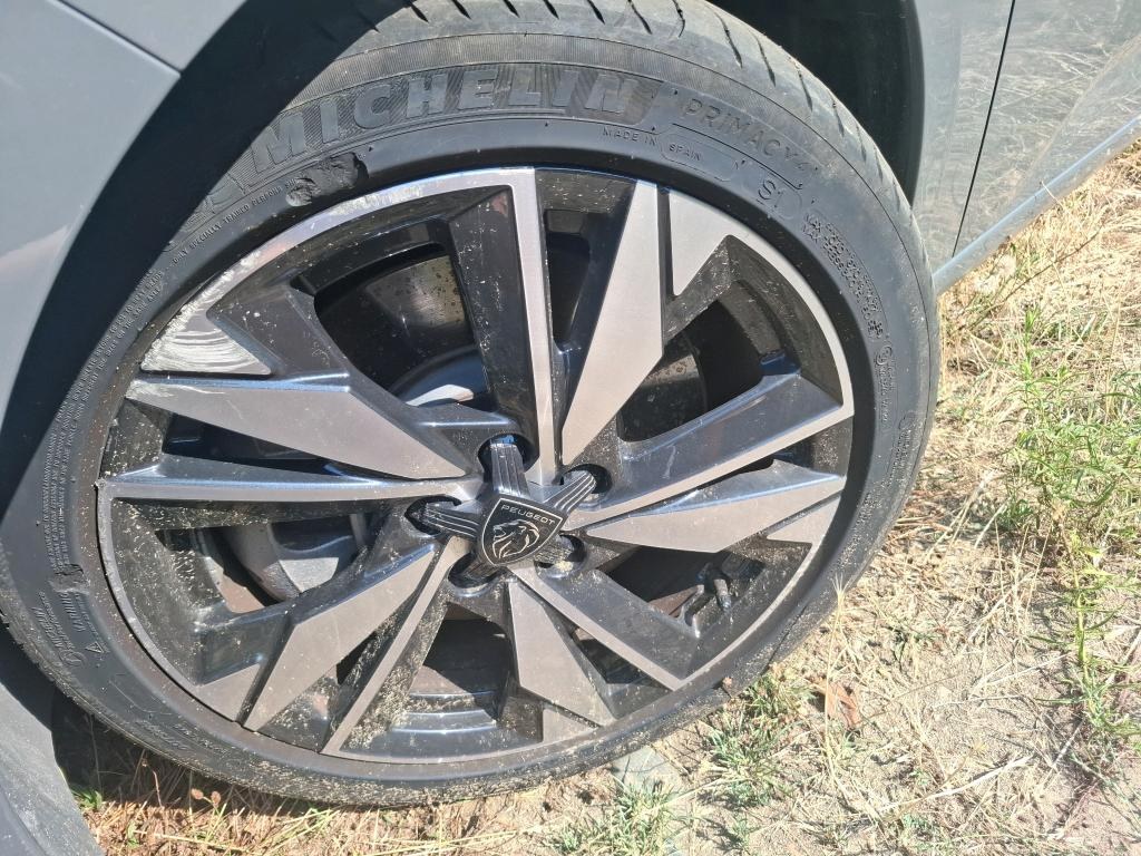 PEUGEOT 308 PHEV 180 e-EAT8 Active Pack 2023