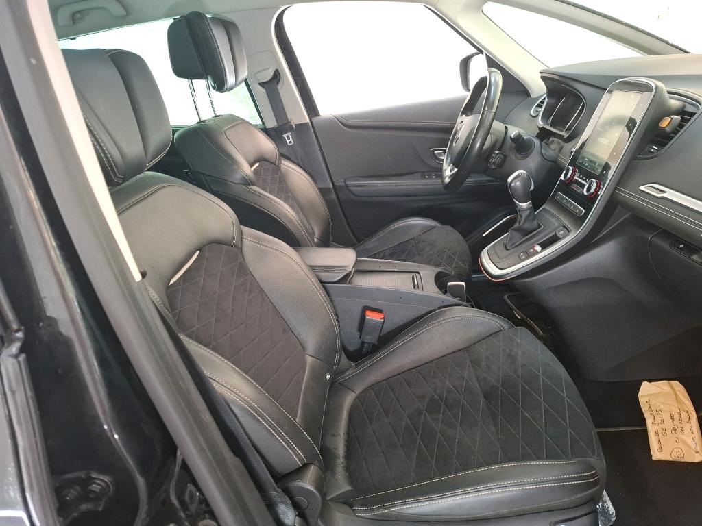 RENAULT GRAND SCENIC TCe 140 FAP EDC - 21 SL Black Edition 2022