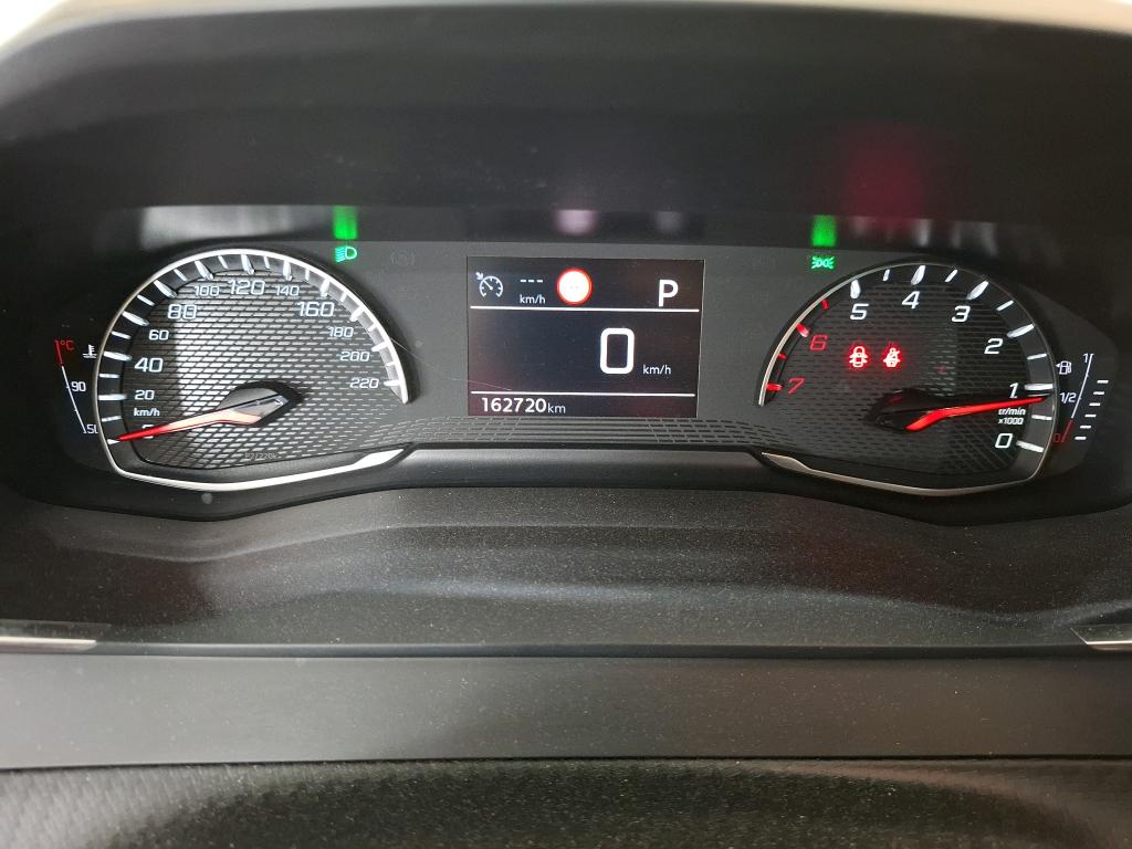 PEUGEOT 2008 PureTech 130 S&S EAT8 Active Pack 2022