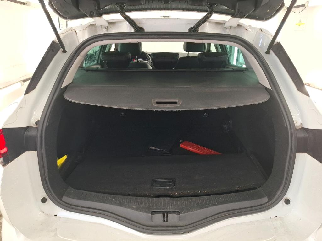 RENAULT MÉGANE MEGANE IV Estate TCe 140 EDC Techno 2023