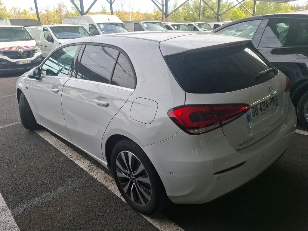 MERCEDES-BENZ MERCEDES CLASSE A 250 e 8G-DCT Style Line 2021