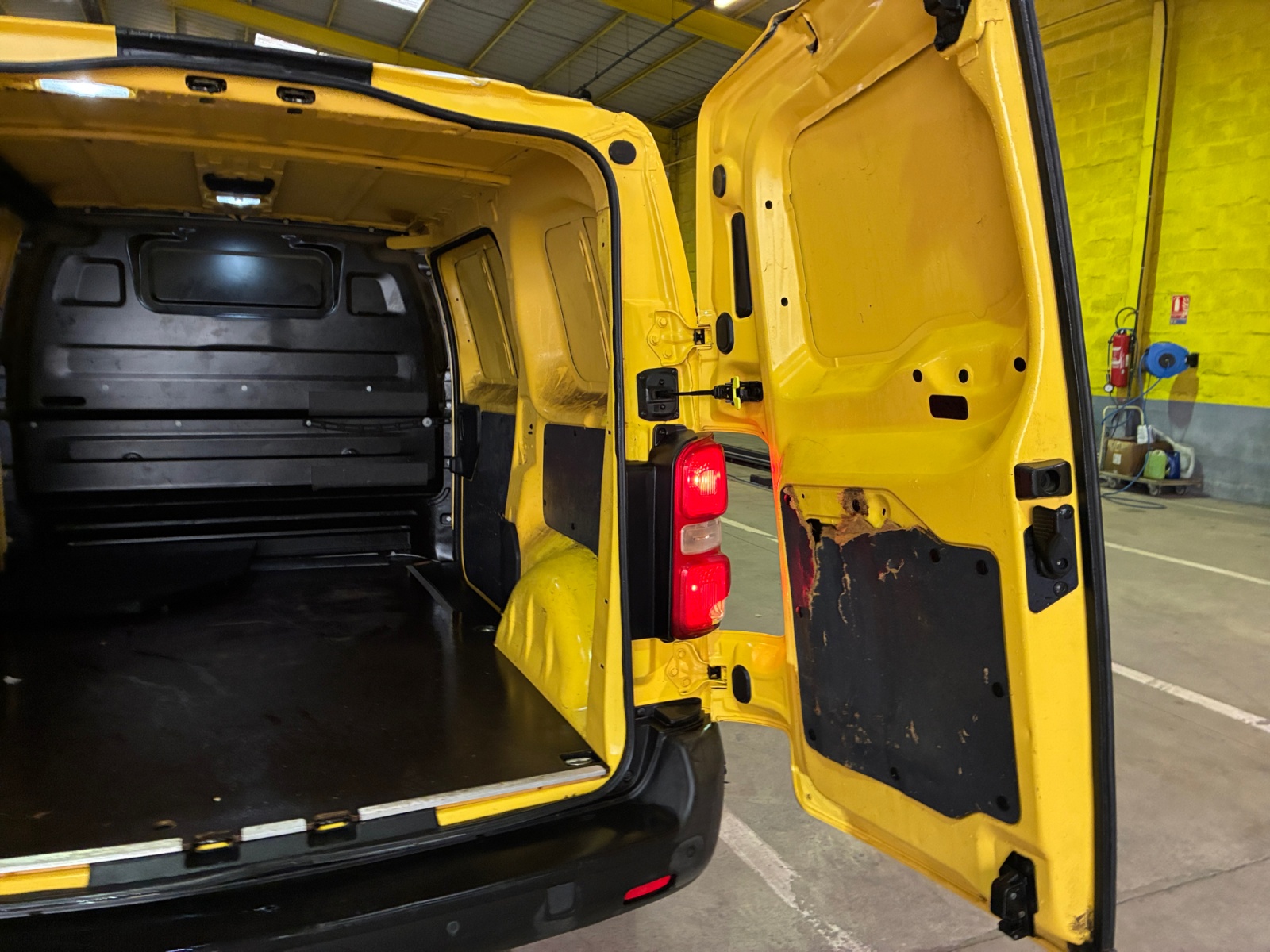CITROEN JUMPY FGN M BLUEHDI 100 S&S BVM6 CONTROL 2021