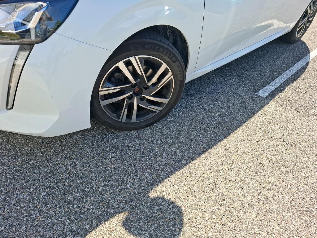 PEUGEOT 208) 208 PureTech 100 S&S EAT8 Allure Pack 2023