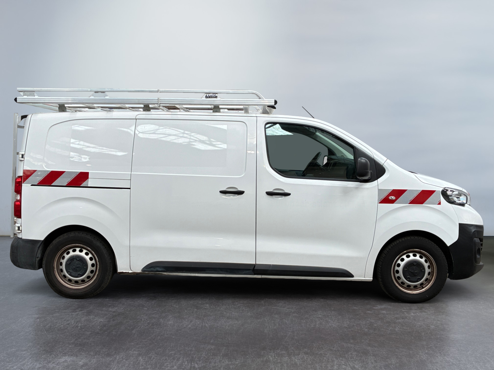 PEUGEOT EXPERT FOURGON TOLE STANDARD BLUEHDI 145 S&S BVM6 PREMIUM 2021