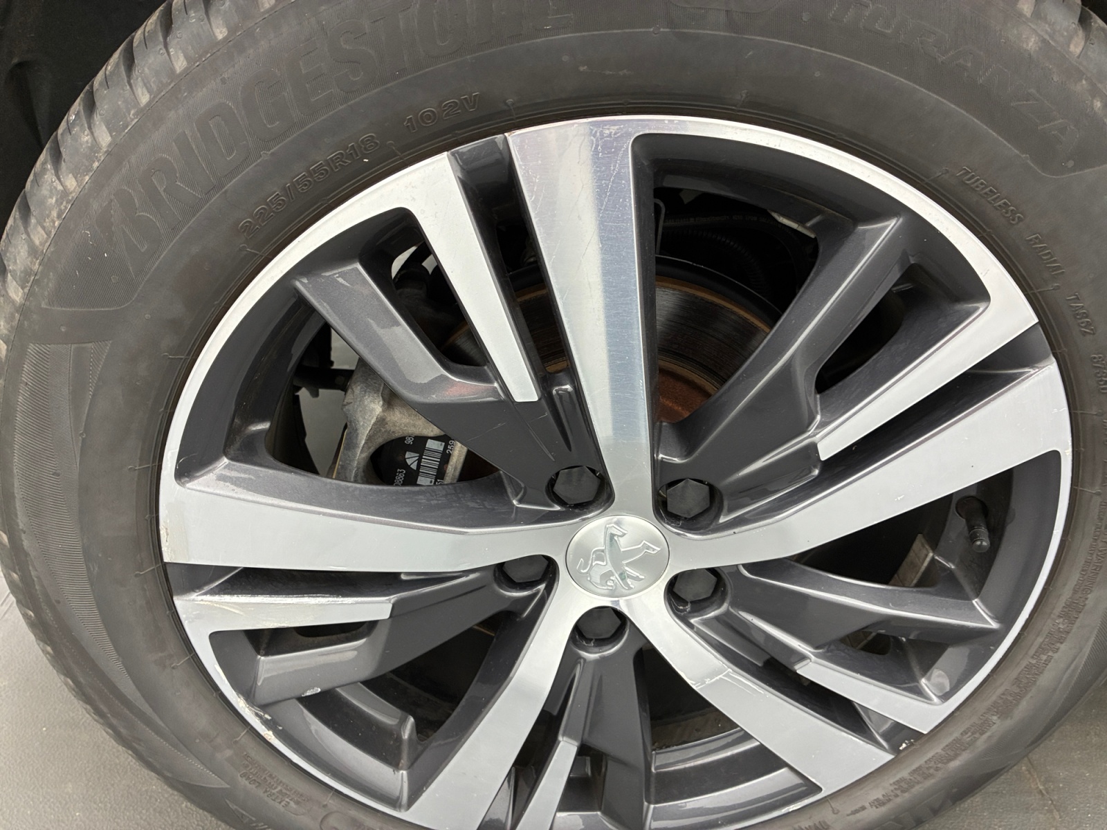 PEUGEOT 3008 Hybrid 225 e-EAT8 Allure Pack 2021
