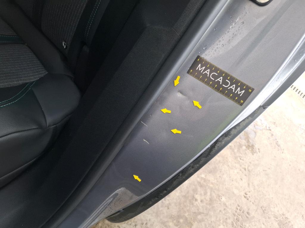 PEUGEOT 3008 Hybrid 225 e-EAT8 Allure Pack 2020