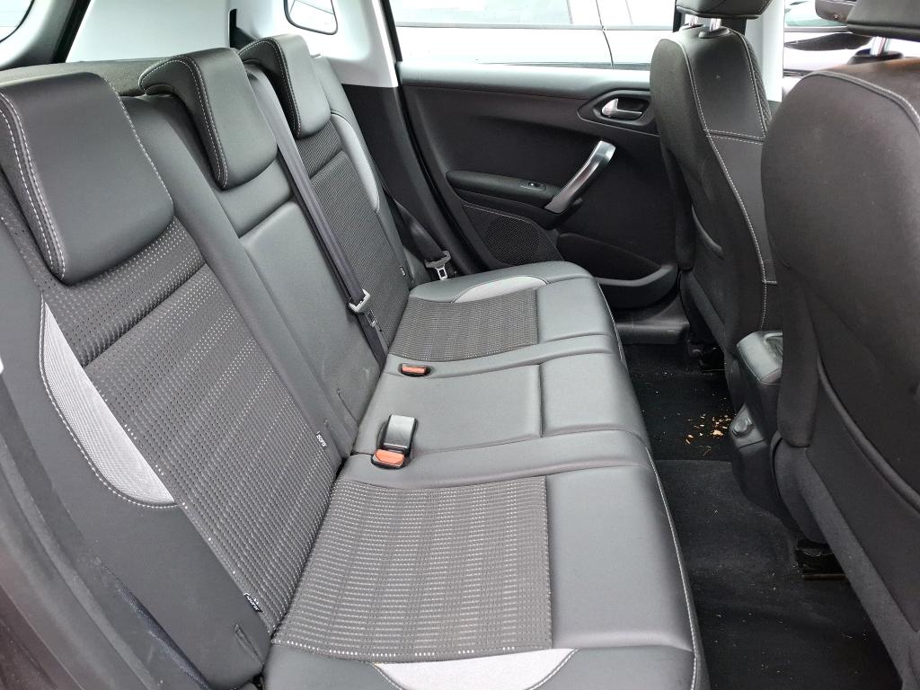 PEUGEOT 2008 1.2 PureTech 110ch S&S BVM5 Allure 2017