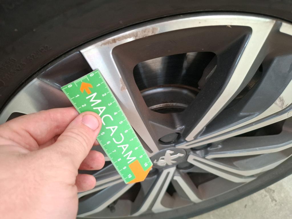 PEUGEOT 508 Hybrid 225 e-EAT8 Allure Pack 2022