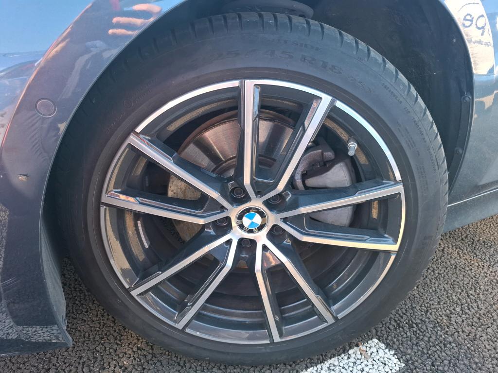BMW SERIE 3 G20 LCI 2 330e xDrive 292 ch BVA8 2025