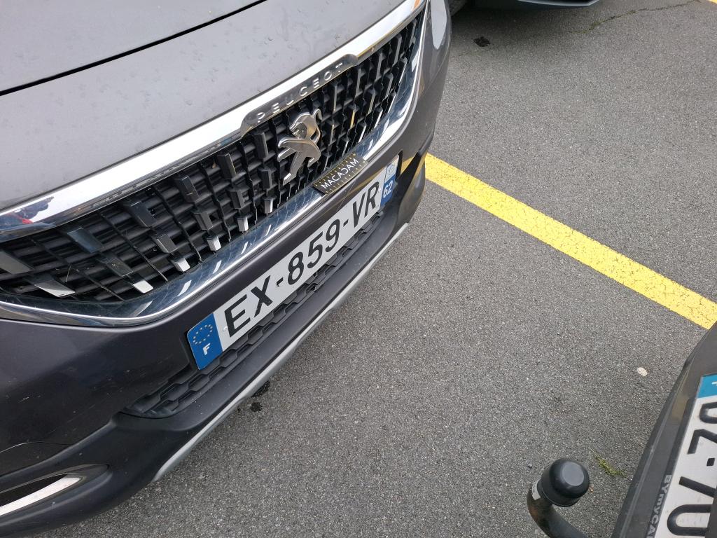 PEUGEOT 2008 1.2 PureTech 110ch S&S BVM5 Allure 2017