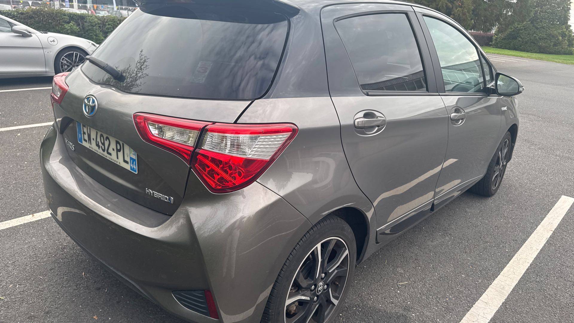 TOYOTA Yaris Hybride 100h Collection Collection 2018