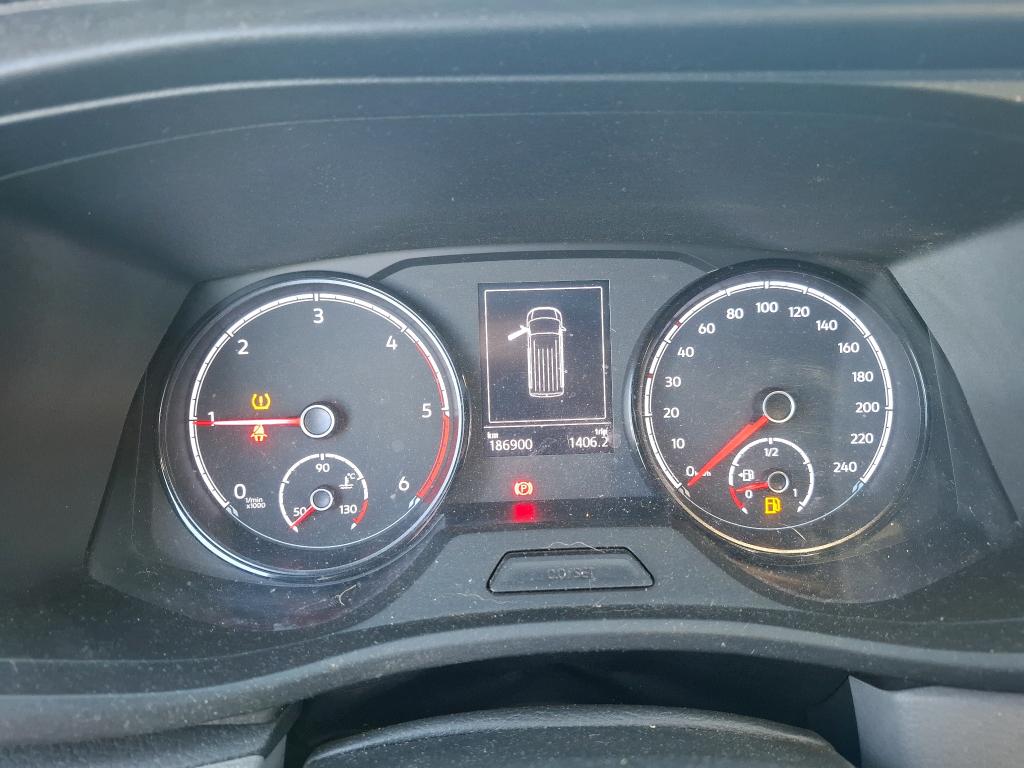 VOLKSWAGEN TRANSPORTER FOURGON 6.1 VAN L2H1 2.0 TDI 110 BVM5 BUSINESS 2022