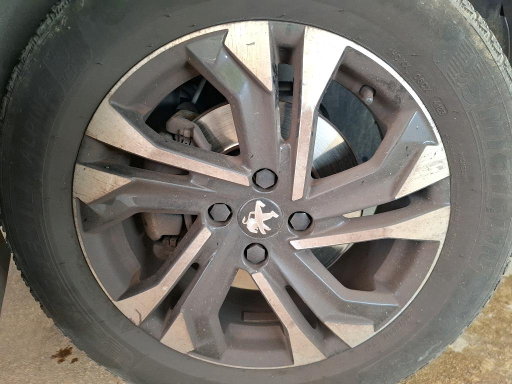 PEUGEOT 2008 BUSINESS BlueHDi 130 S&S EAT8 Allure 2021