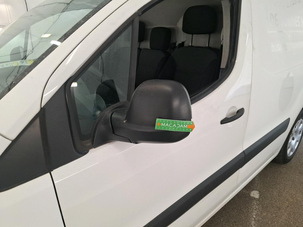 PEUGEOT PARTNER FGN FOURGON STANDARD 1.6 BLUEHDI 100 BVM5 PREMIUM PACK 2017