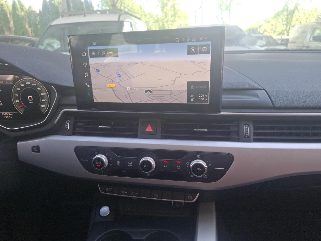 AUDI A4 AVANT 30 TDI 136 S tronic 7 Business Line 2021