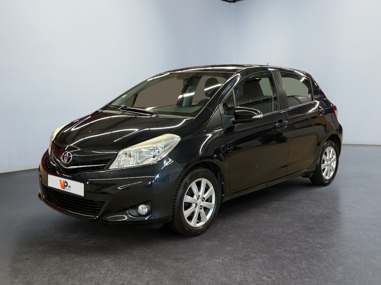 YARIS 69