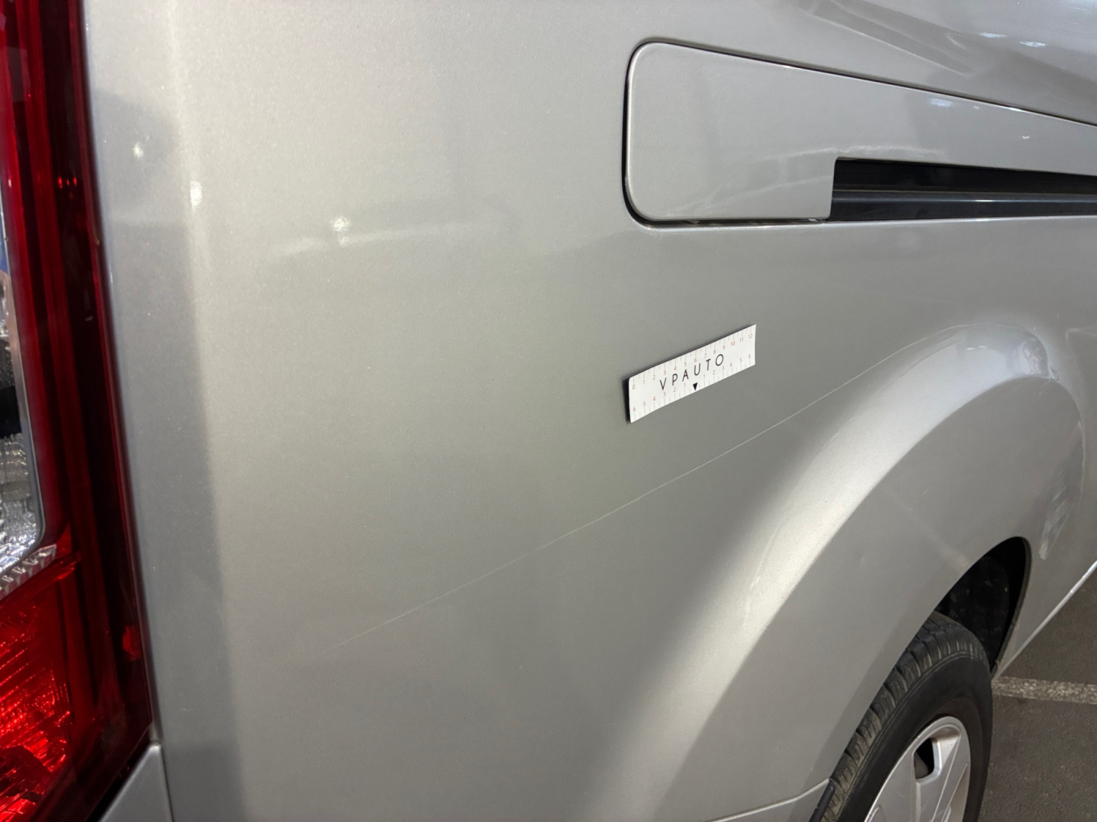 FORD Transit Custom 320 L2H1 2.0 EcoBlue 130 Trend Business 9pl 2021