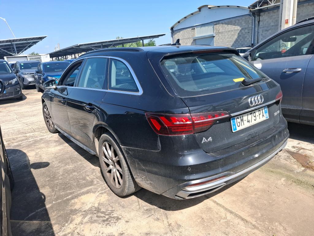 AUDI A4 AVANT 30 TDI 136 S tronic 7 Business Line 2023
