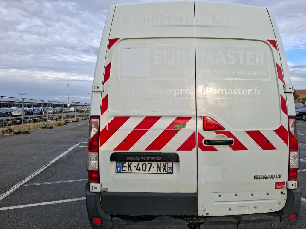 RENAULT MASTER FOURGON FGN L2H2 3.5t 2.3 dCi 130 E6 GRAND CONFORT 2017