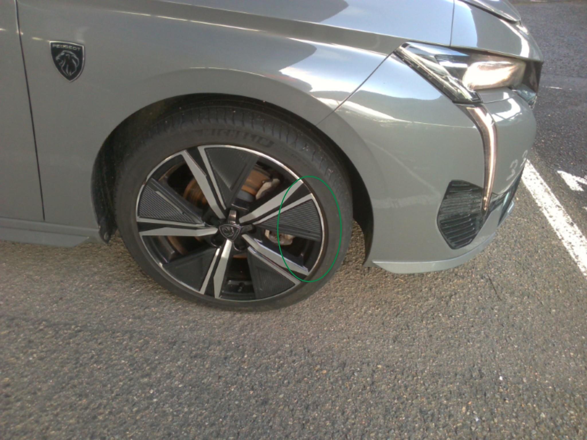 PEUGEOT 308 Hybrid 145 e-DCS6 GT 2025
