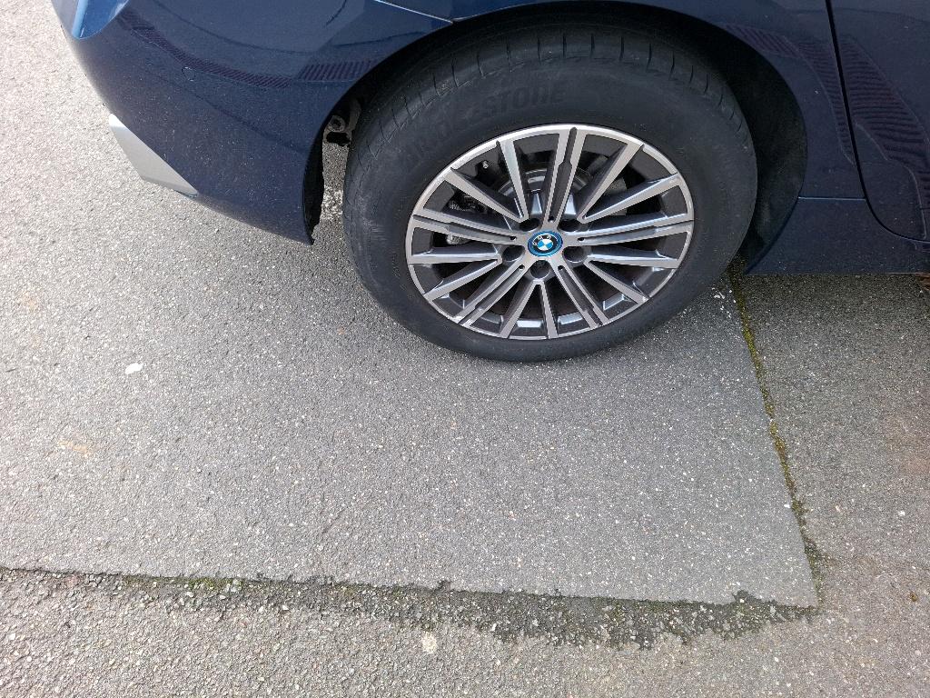 BMW SERIE 2 ACTIVE TOURER 225e xDrive 245 ch DKG7 Luxury 2023