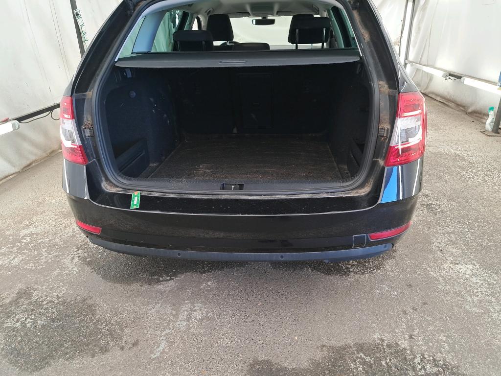 SKODA OCTAVIA COMBI 2.0 TDI 150 ch SCR FAP DSG7 Business 2020